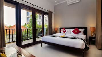 Family Villa | 7 bedrooms, premium bedding, in-room safe, desk