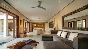 Interior - Villa Mewah (Seminyak)