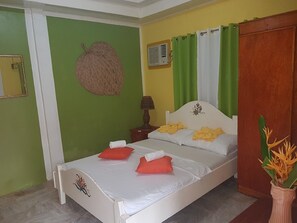 Standard Aircon Room | Desk, iron/ironing board, free WiFi