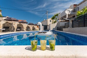 Outdoor pool - Above the Blue: 1BR Peaceful Horizon Pool&Terrace (Bosanka)