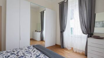 1 chambre, chambres insonorisées, fer et planche à repasser
