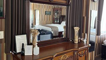 Condominium, Non Smoking 2F | Individually decorated, individually furnished, soundproofing, free WiFi