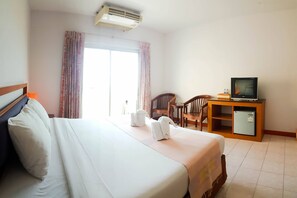 Superior Room | 1 bedroom, in-room safe, desk, free WiFi