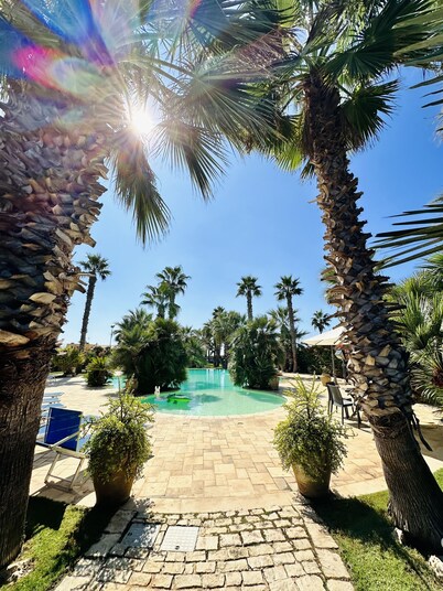 Luxury Villa in Sicily near the Sea with Swimming Pool and Tennis court 