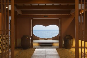 Interior entrance - Senoumi (Higashiizu)