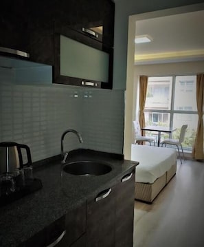 Minibar, soundproofing, free cribs/infant beds, free WiFi - Aydin Kent Suite (Aydin)