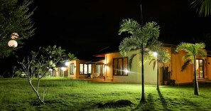 Ropa de cama de alta calidad y sistema de insonorización