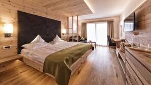 Habitació doble Deluxe (Golden Delicious) | Minibar, caixa forta a l'habitació, escriptori i wifi gratuïta