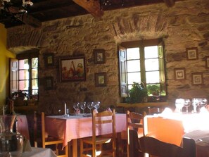 Restaurant - Hotel Rural Genestoso (Cangas del Narcea)