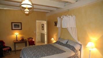 Individually decorated, individually furnished, soundproofing