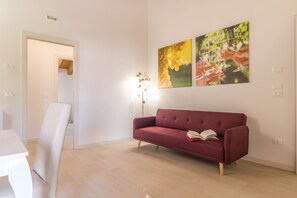 Apartment, 2 Bedrooms (Prosecco) | Living area | 23-inch LCD TV with digital channels, TV - Cimadolmo Prosecco and History (Cimadolmo)