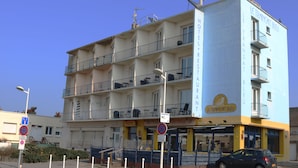 شرفة/رواق