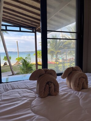Pool House | Wi-Fi gratis dan seprai linen