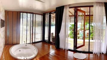 Air-con Bungalow Seaview | Kostenloses WLAN, Bettwäsche