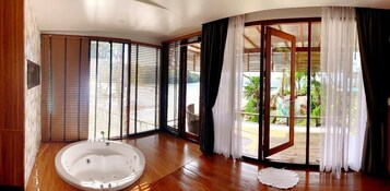 Bungalow sea view with bathtub | Deep soaking bathtub
