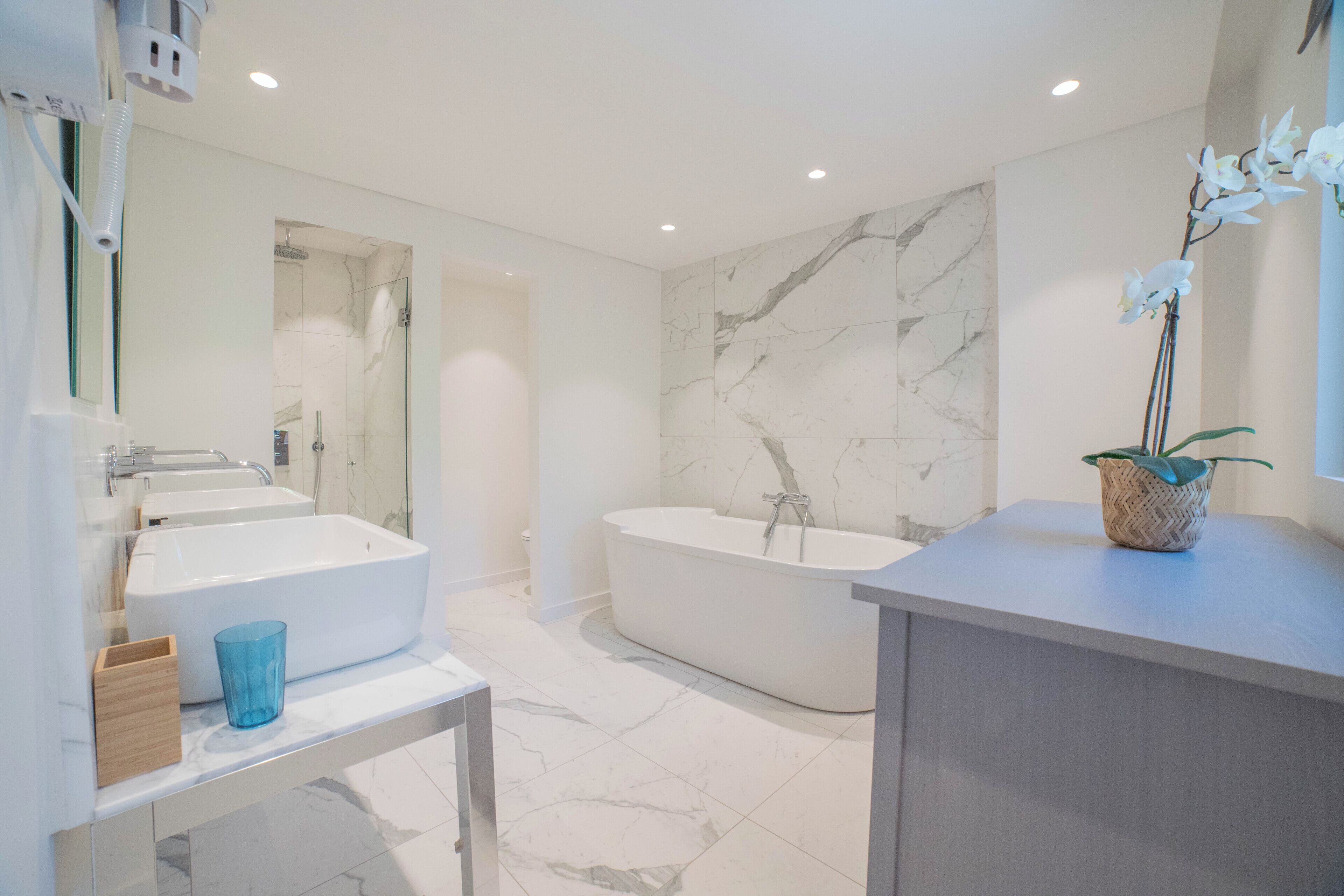 double room (prestige) | bathroom | hair dryer, slippers, towels