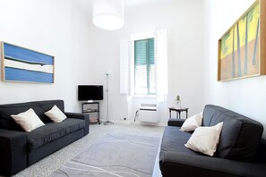 Apartment, 2 Schlafzimmer | Wohnbereich