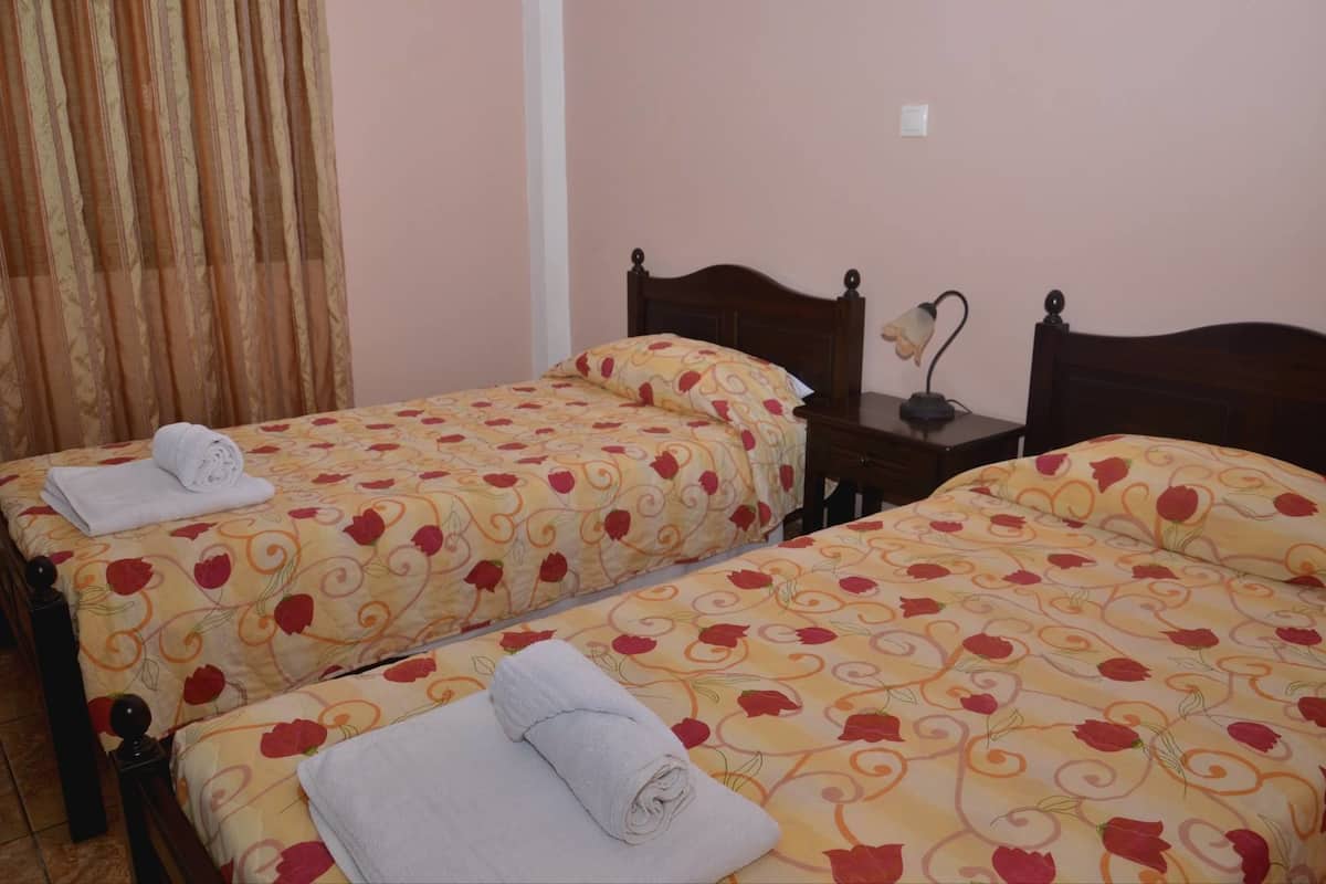 1 bedroom, desk, soundproofing, iron/ironing board