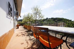 Apartment, 2 Bedrooms | Terrace/patio