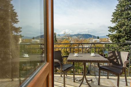 Superior Apartment, 2 Bedrooms, Balcony | Balcony