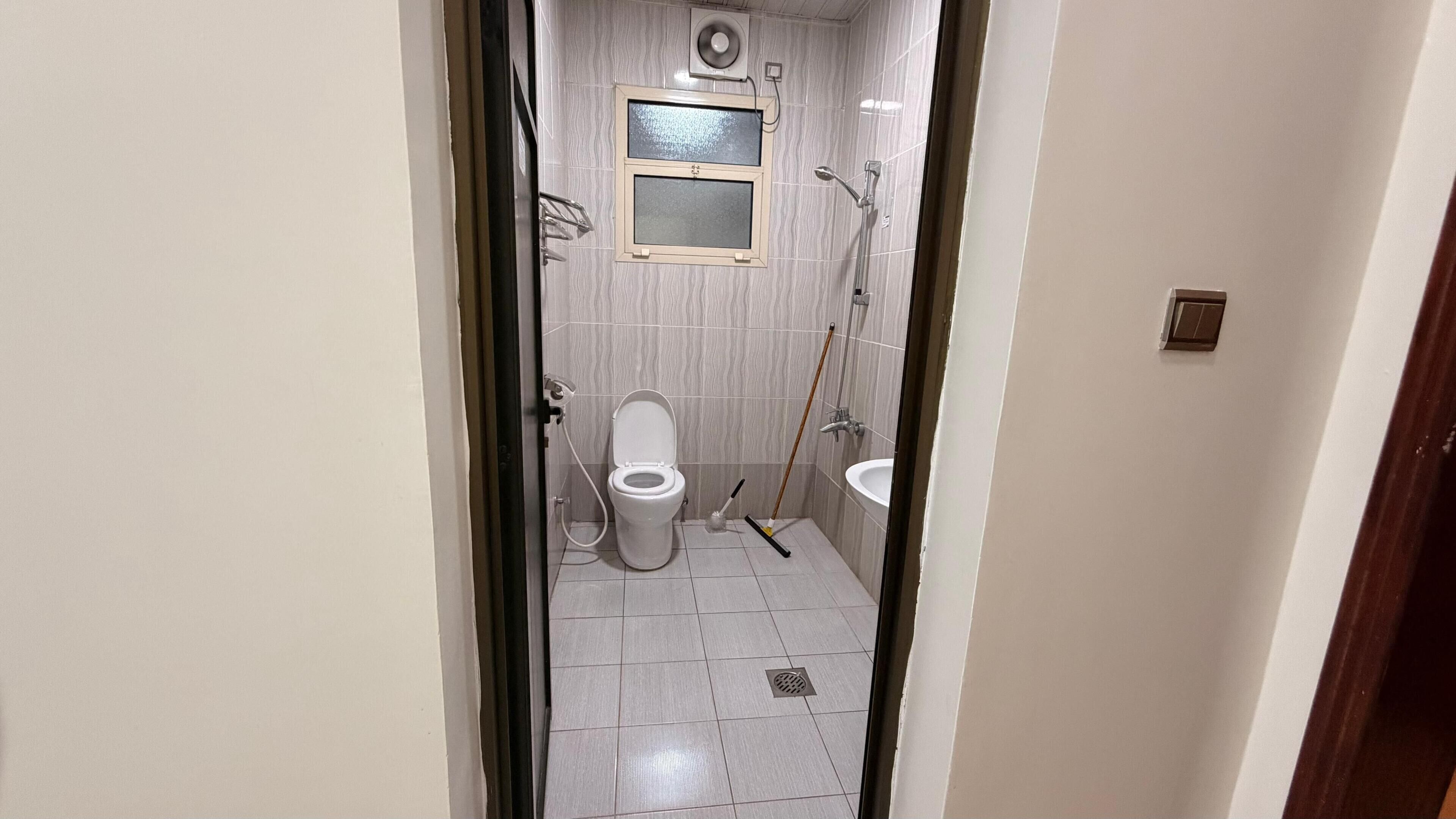 Apartment, 1 Bedroom | Bathroom | Free toiletries, hair dryer, bathrobes, slippers