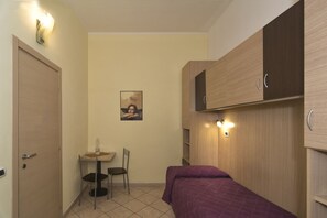 Single Room - Affittacamere Elisa (Pisa)