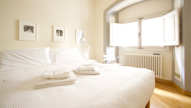 Apartment, 1 Bedroom | 1 bedroom, cribs (surcharge), WiFi (free), bed sheets - Lungarno Vespucci Elegance in Florence (Florence)