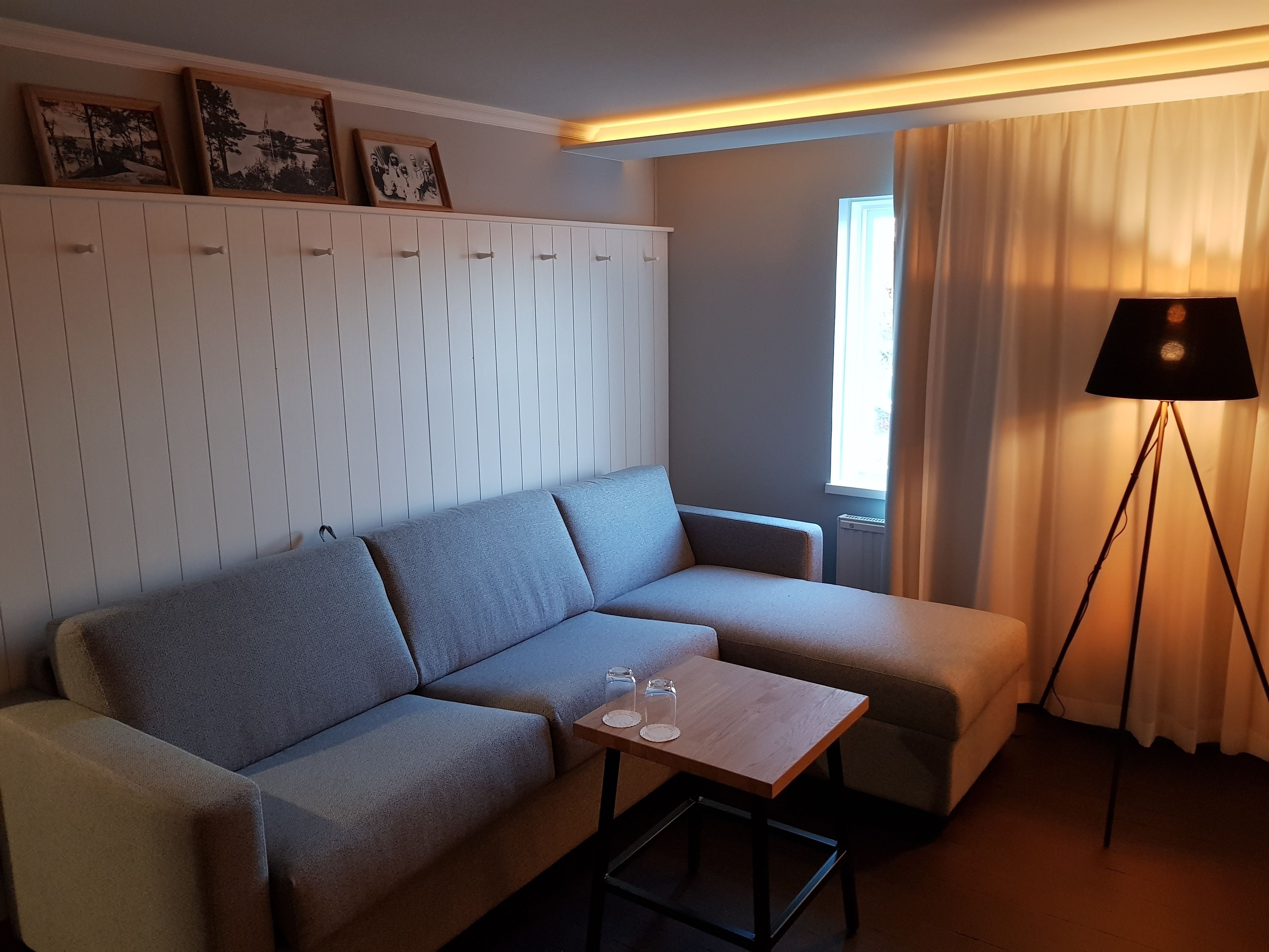 40-inch smart tv with digital channels, tv