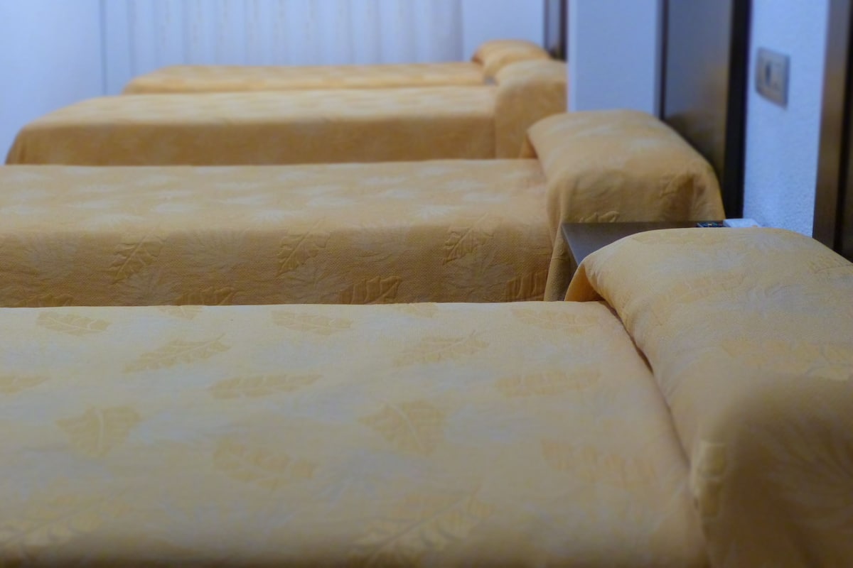 Desk, blackout drapes, soundproofing, free cribs/infant beds