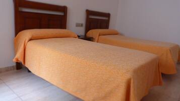 Desk, blackout curtains, soundproofing, free cots/infant beds