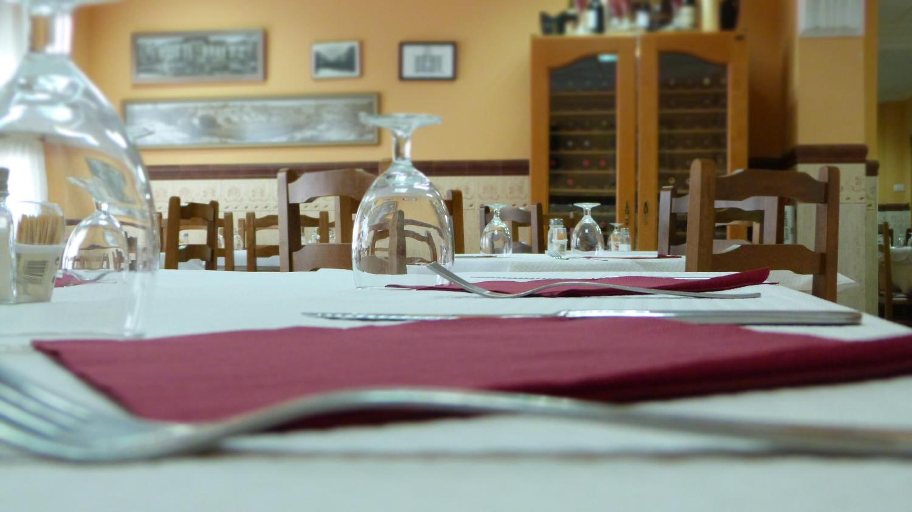 Se sirven desayunos, comidas y cenas 