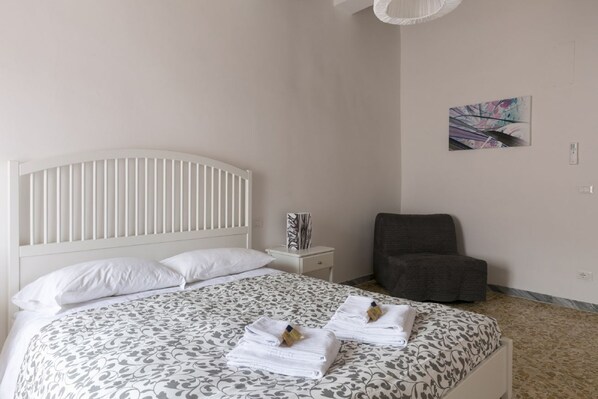 3 chambres, bureau, fer et planche à repasser, Wi-Fi