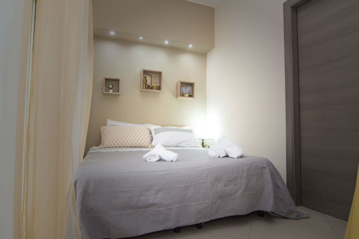 Ropa de cama de alta calidad, cubrecamas y sistema de insonorización