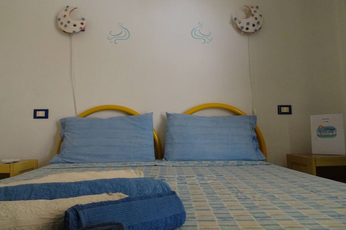 Bungalow dành cho gia đình, bếp nhỏ, tòa nhà phụ (Rosmarino 6) | Bàn, bàn ủi/dụng cụ ủi quần áo, nôi (giường cho trẻ sơ sinh) miễn phí