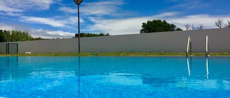 Outdoor pool, sun loungers