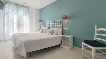 Twin Room | Blackout drapes, free WiFi, bed sheets