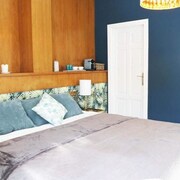 Hugo Beach Hotel