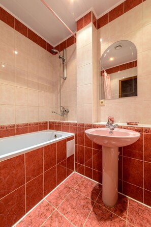 Comfort Double Room | Bathroom | Free toiletries, towels - Skazka (Astrakhan)