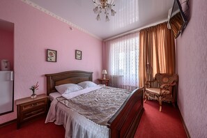 Premium Double Room | 1 bedroom, premium bedding, soundproofing, iron/ironing board - Skazka (Astrakhan)