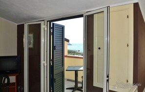 Panoramic Suite, Terrace, Sea Facing | Terrace/patio - Holidays Cefalù (Cefalù)