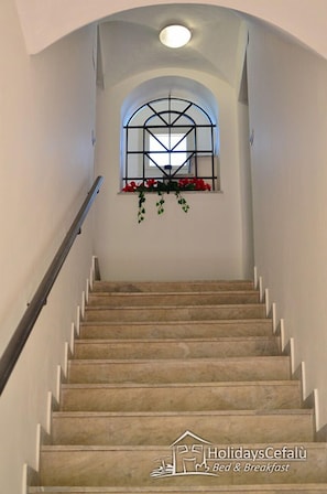 Staircase - Holidays Cefalù (Cefalù)