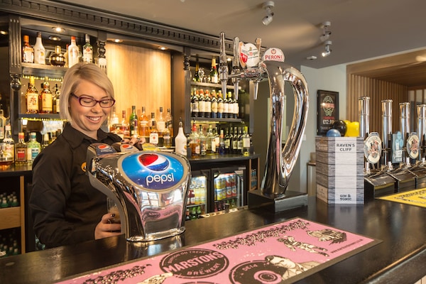 Bar (en el alojamiento)