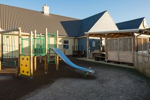 Außen-Kinderspielplatz