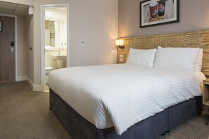 Desk, iron/ironing board, free cots/infant beds, free WiFi