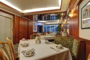 Dagelijks ontbijtbuffet (toeslag)
