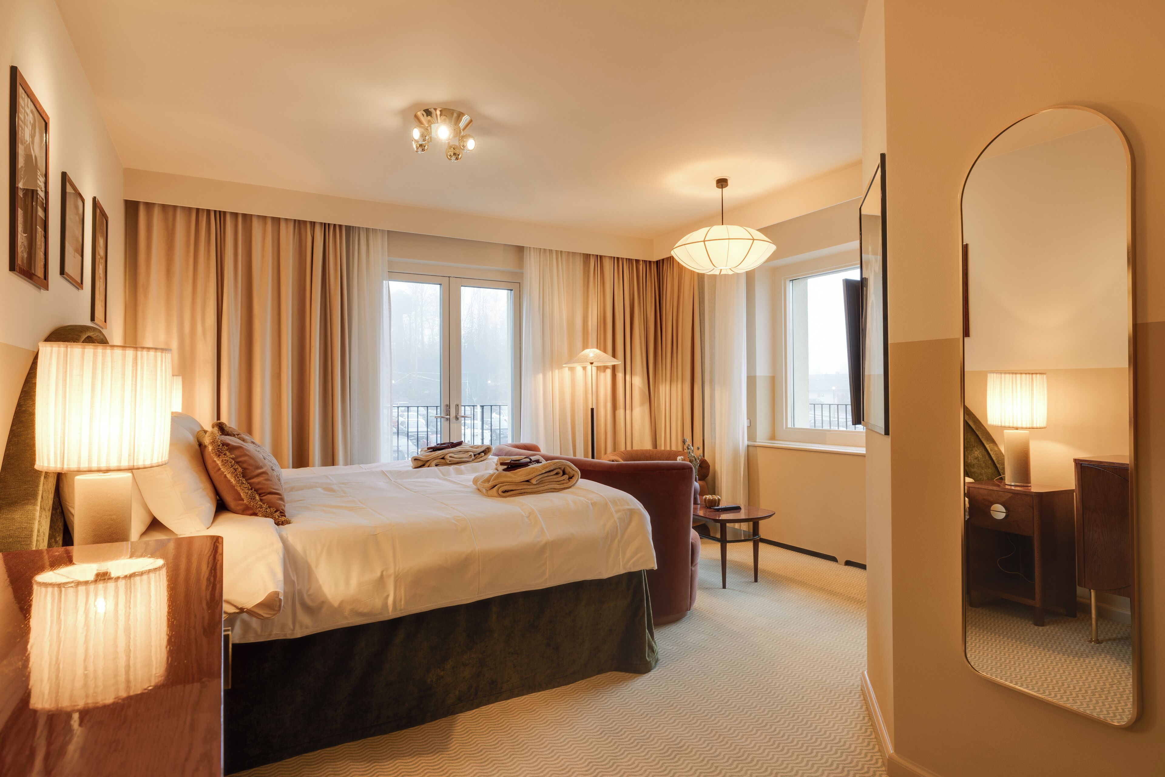 Habitación de diseño doble | Minibar, cortinas opacas, tabla de planchar con plancha y wifi gratis