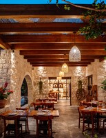 Frühstück, Mittagessen, Abendessen, mediterrane Küche 