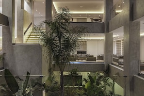 Sala de estar en el lobby
