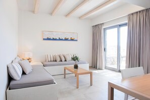 Een 32-inch flatscreentelevisie met satellietzenders en televisie