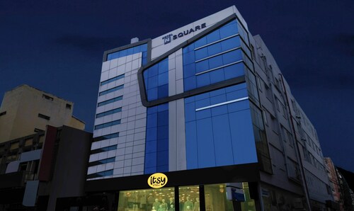 Itsy Hotels N Square